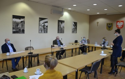 Zdjęcie do PIERWSZE W TYM ROKU POSIEDZENIE POWIATOWEJ RADY RYNKU PRACY
