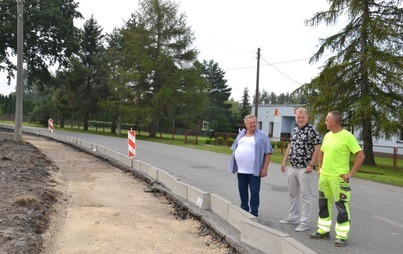 Zdjęcie do Trwa kolejna inwestycja na drodze powiatowej